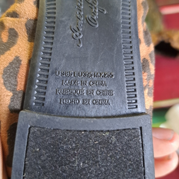 American Eagle Women's 8.5 Leopard Print Flats - Picture 5 of 7